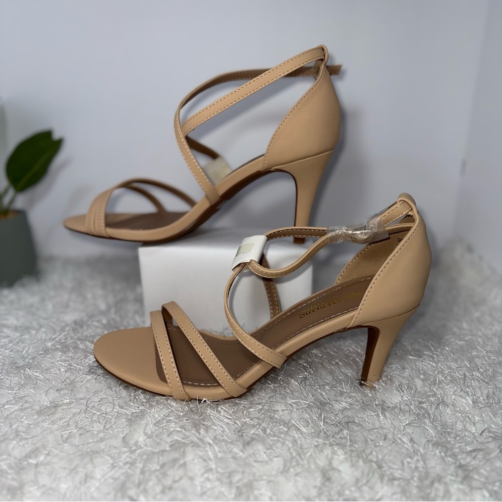 Elegant Tan Strappy Heels